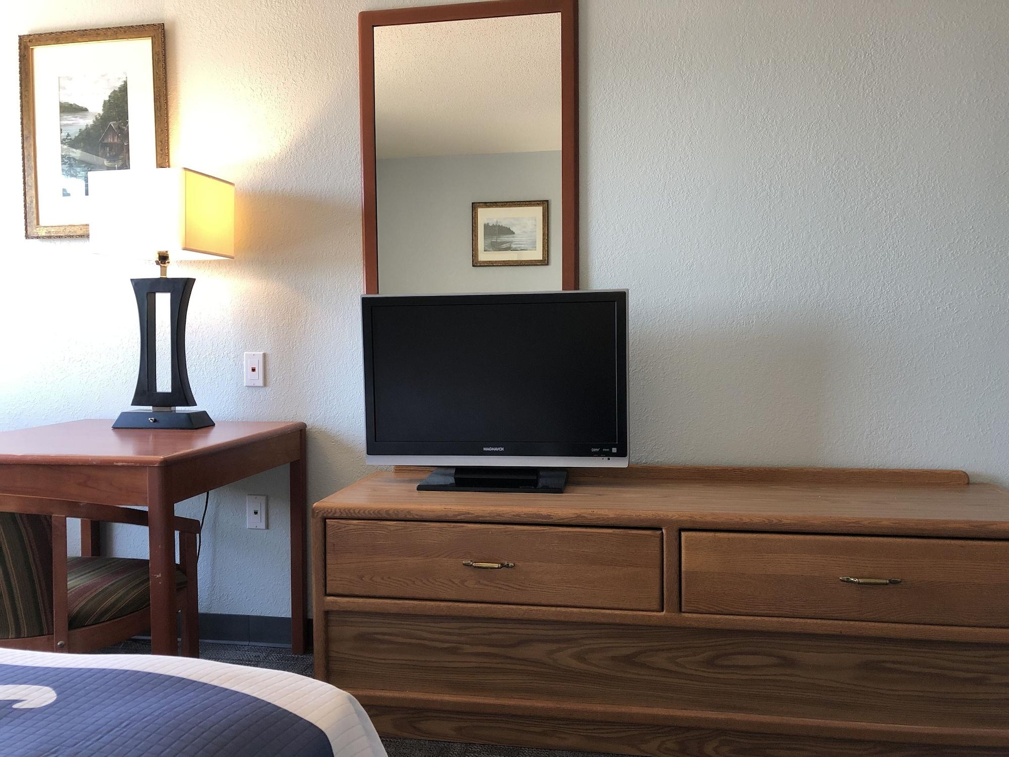 Days Inn By Wyndham Iron Mountain Esterno foto