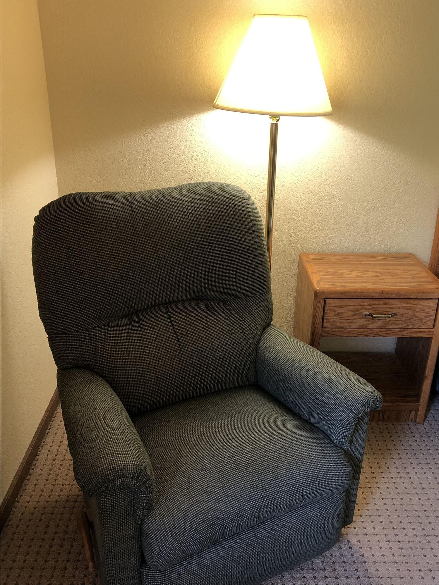 Days Inn By Wyndham Iron Mountain Esterno foto